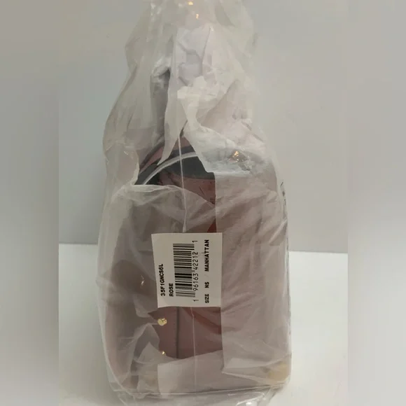 Michael Kors Manhattan Medium Leather Satchel - Picture 7 of 9